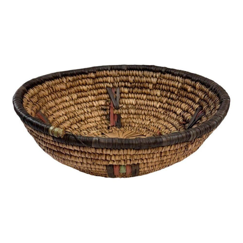 Vtg Artisan Africa Tribal 9" woven coil grass basket bowl Fruit Catch All